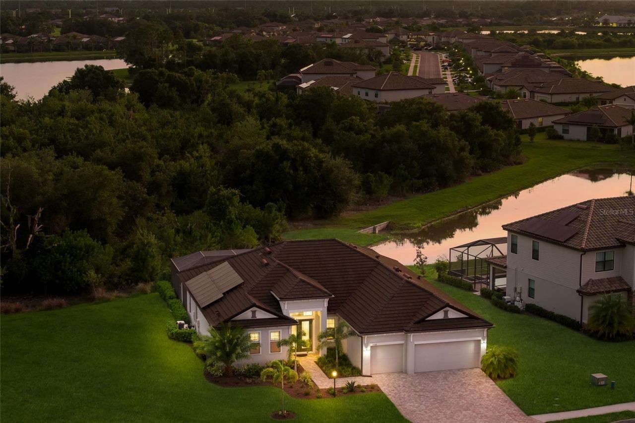 17528 Polo Trail , Lakewood Ranch, FL 34211 Photo