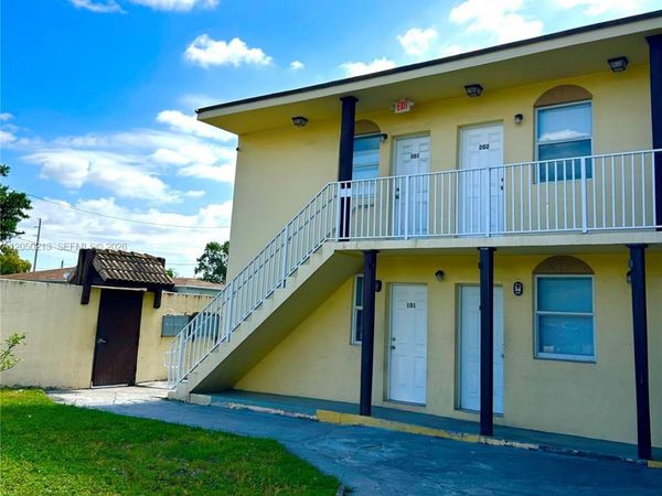 6415 NW 17th Ave , Unit 102, Miami, FL 33147