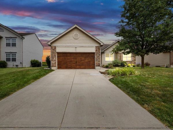 1845 Hunters Ridge Drive, Troy, OH 45373