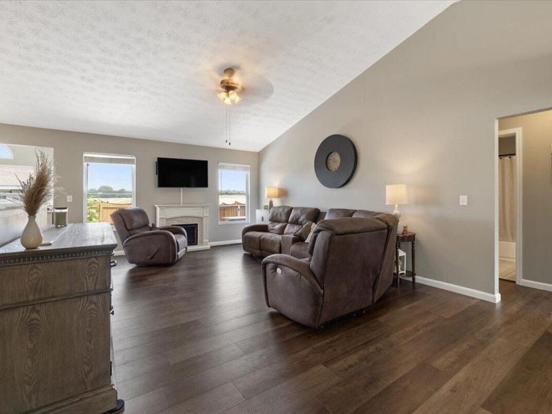 1845 Hunters Ridge Drive, Troy, OH 45373 Photo 8