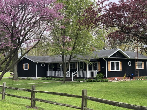 9059 Heilscher Street , Wheatfield, IN 46392