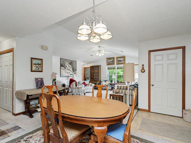 2357 Deerfield Lane, Ontario, OH 44906 Photo 7