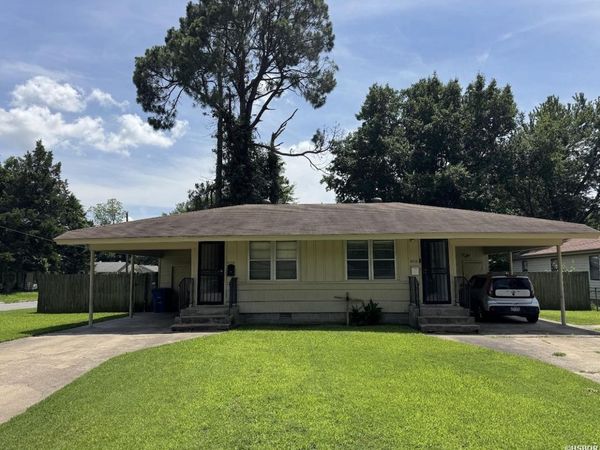 4712/4714 LYNCH Drive, North Little Rock, AR 72217