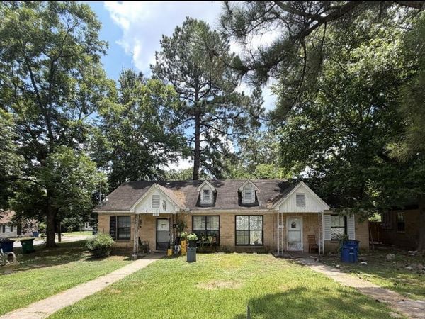 2000/2002 W SHORT 17TH Street, North Little Rock, AR 72117