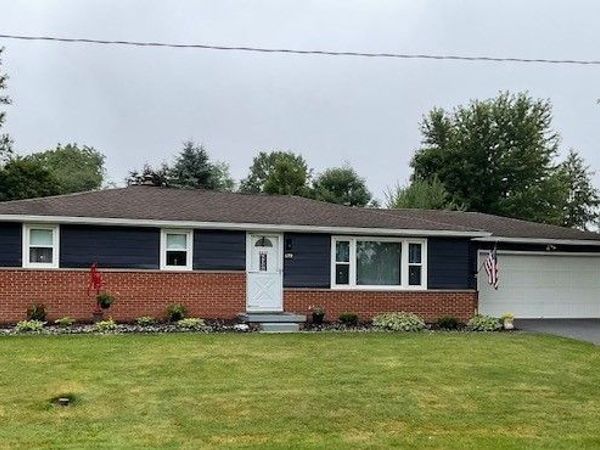 679 W Florida Avenue , Sebring, OH 44672