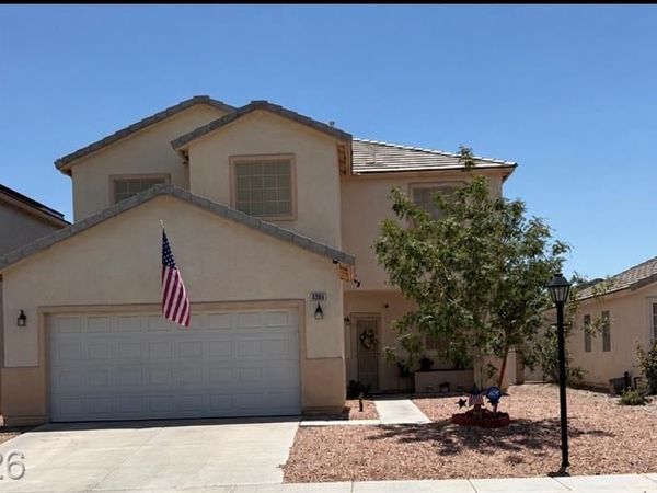 4909 Royal Lake Avenue, Las Vegas, NV 89131