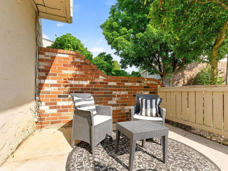 2562 Scioto View Lane, Unit F, Columbus, OH 43221 Photo 28