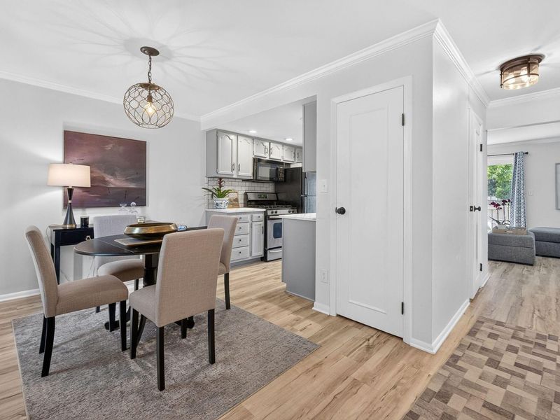 2562 Scioto View Lane, Unit F, Columbus, OH 43221 Photo 5
