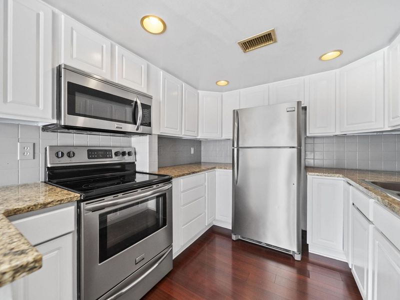 1208 Ashland Avenue, Columbus, OH 43212 Photo 2