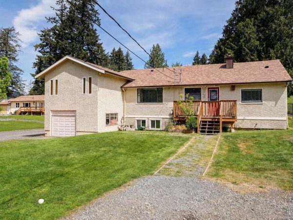 948 Latoria Rd, Langford, BC V9C 3A8
