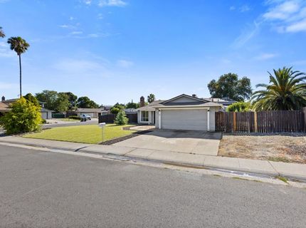 3410 Jutewood Ct, Sacramento, CA 95827 Photo