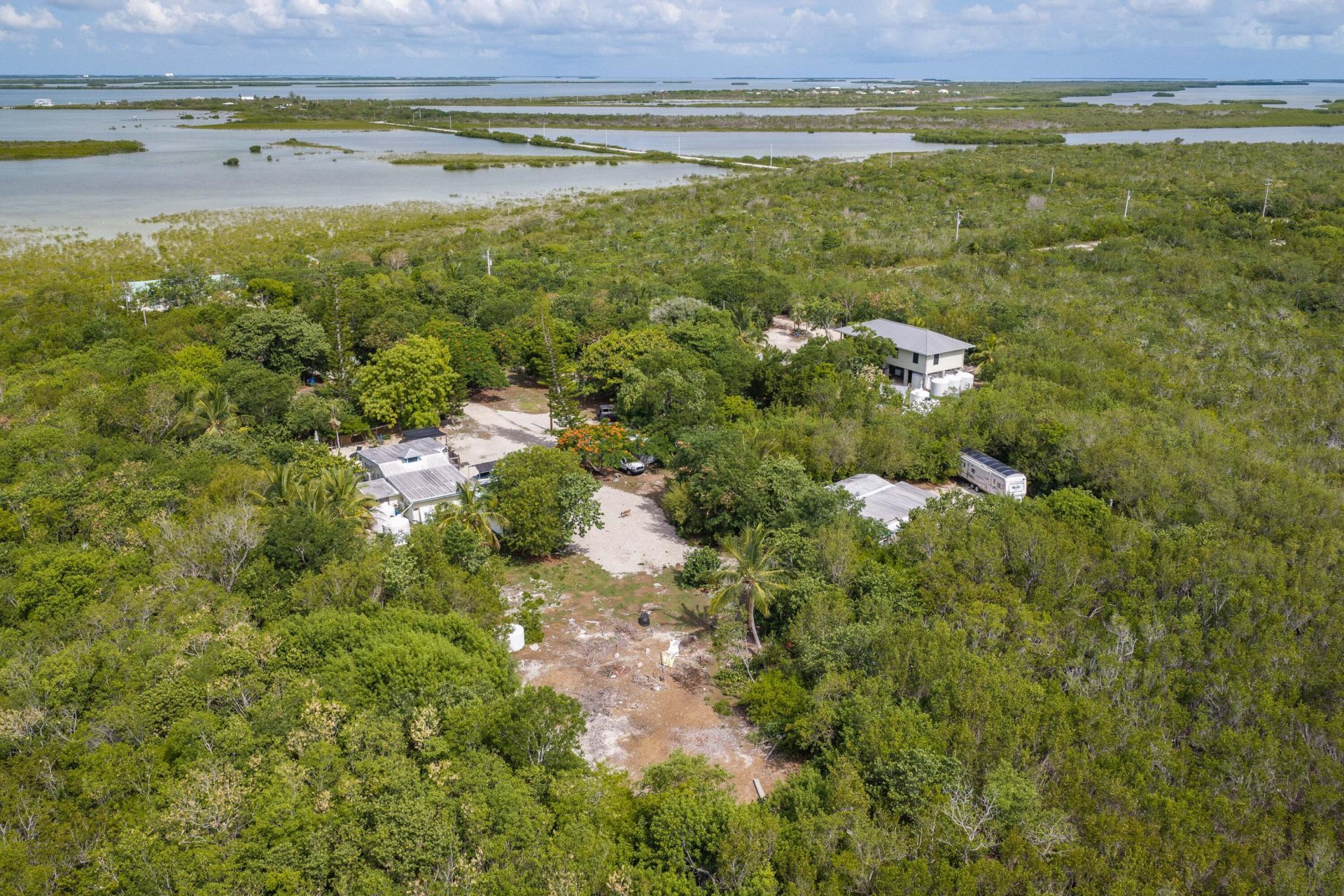 2231 Middle Torch Road, Middle Torch Key, FL 33042 Photo