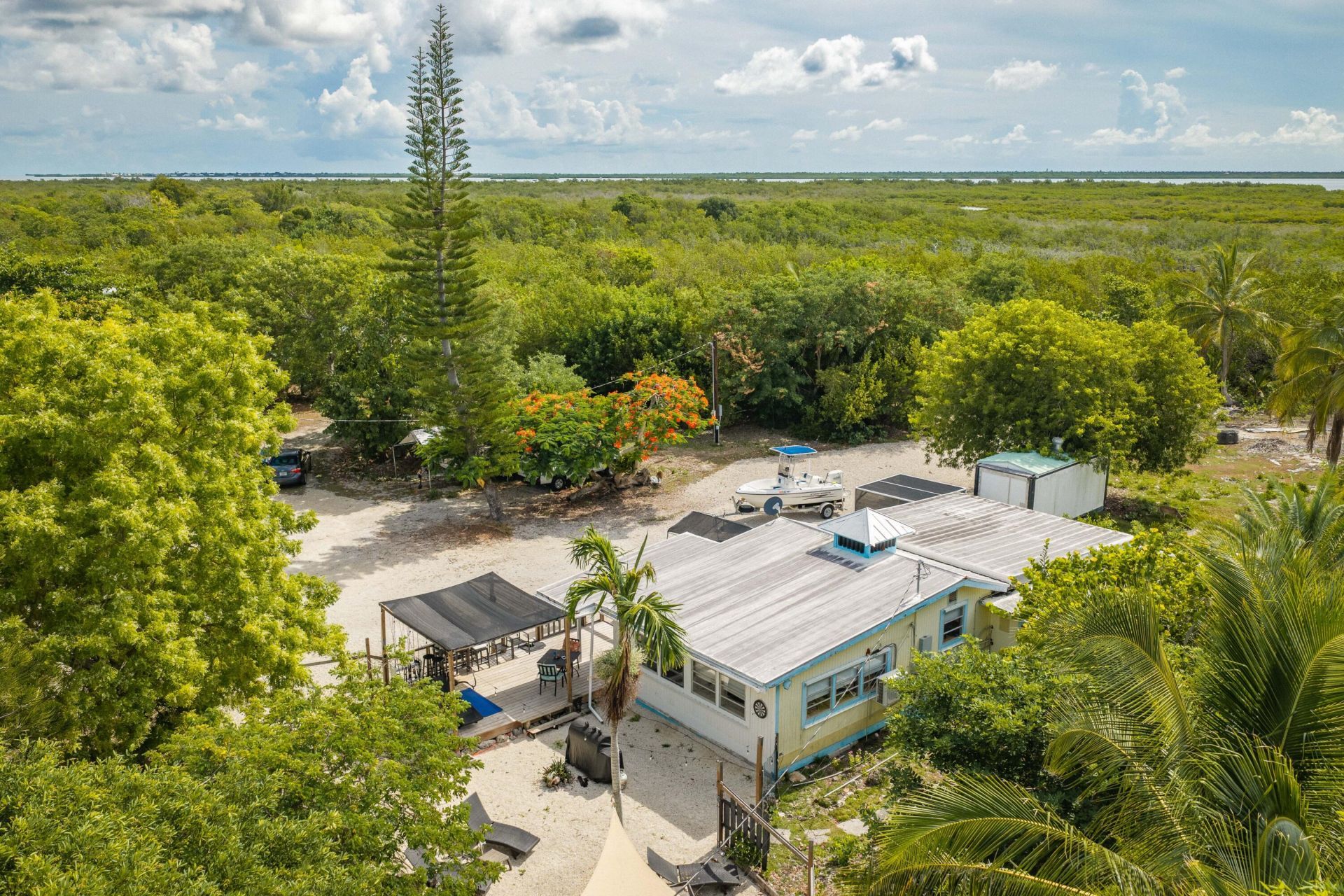 2231 Middle Torch Road, Middle Torch Key, FL 33042 Photo