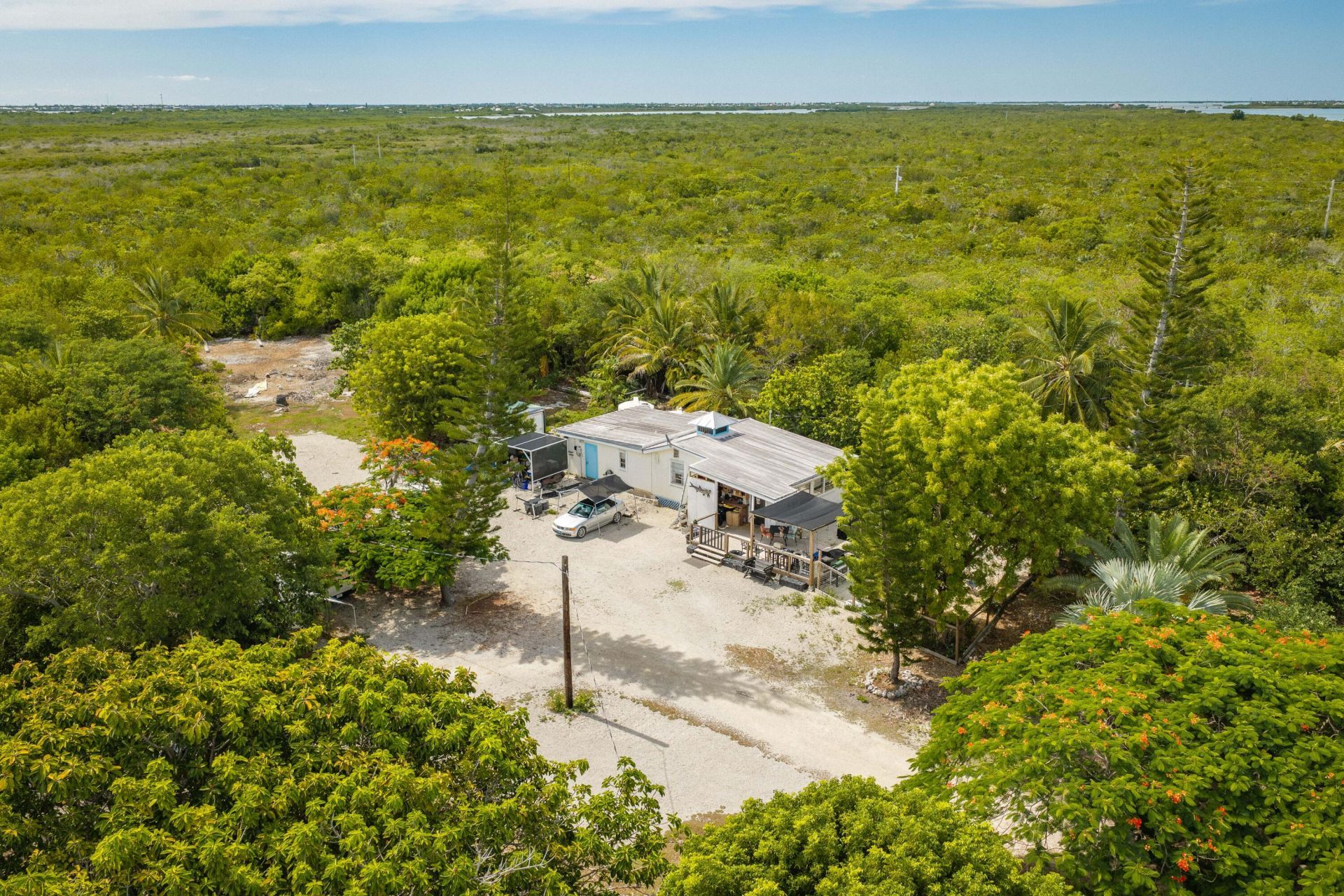 2231 Middle Torch Road, Middle Torch Key, FL 33042 Photo