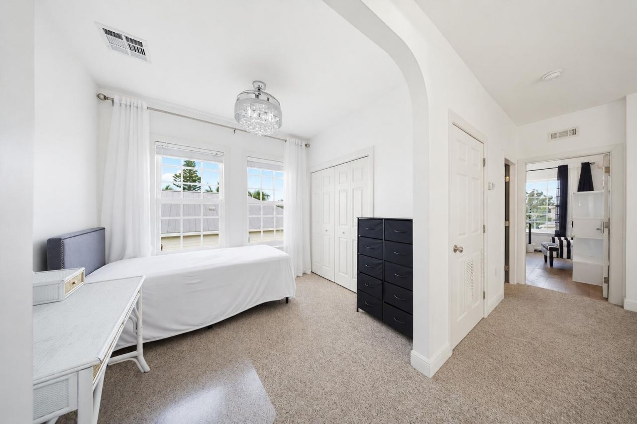 27395 Barbuda Lane, Ramrod, FL 33042 Photo