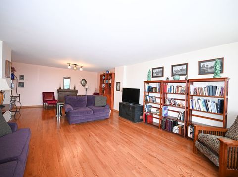 Main Photo