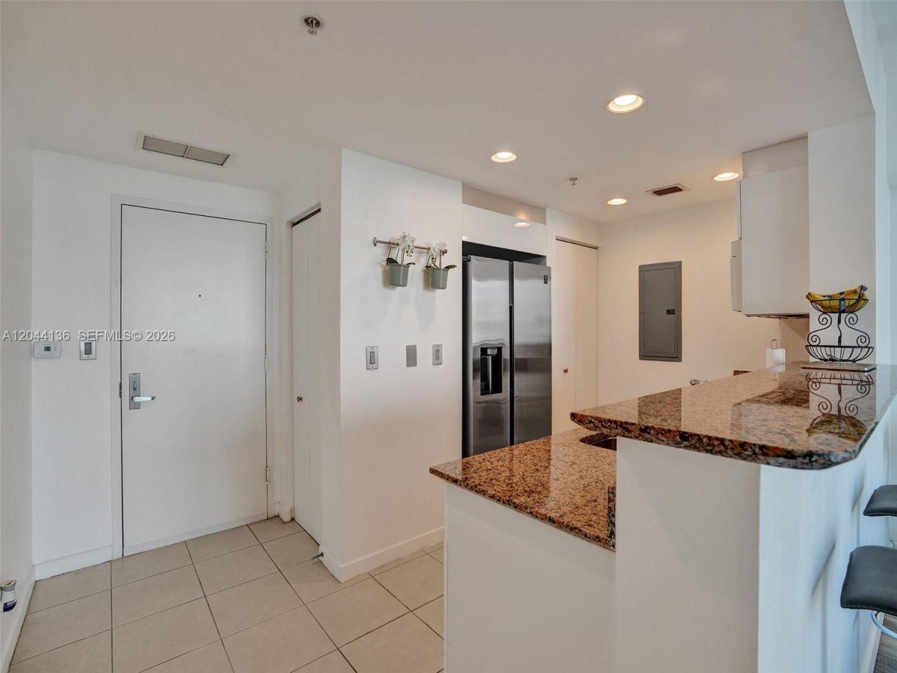 325 S Biscayne Blvd, Unit 1520, Miami, FL 33131 Photo