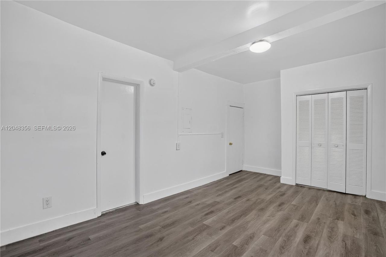 3409 S Le Jeune Rd , Unit 1, Coral Gables, FL 33134 Photo