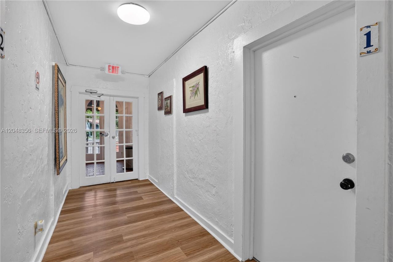 3409 S Le Jeune Rd , Unit 1, Coral Gables, FL 33134 Photo