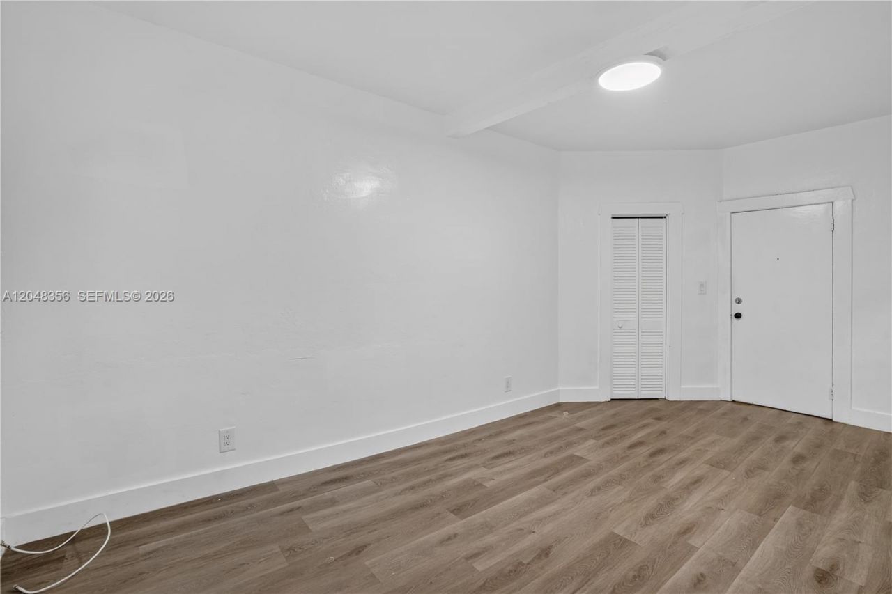 3409 S Le Jeune Rd , Unit 1, Coral Gables, FL 33134 Photo