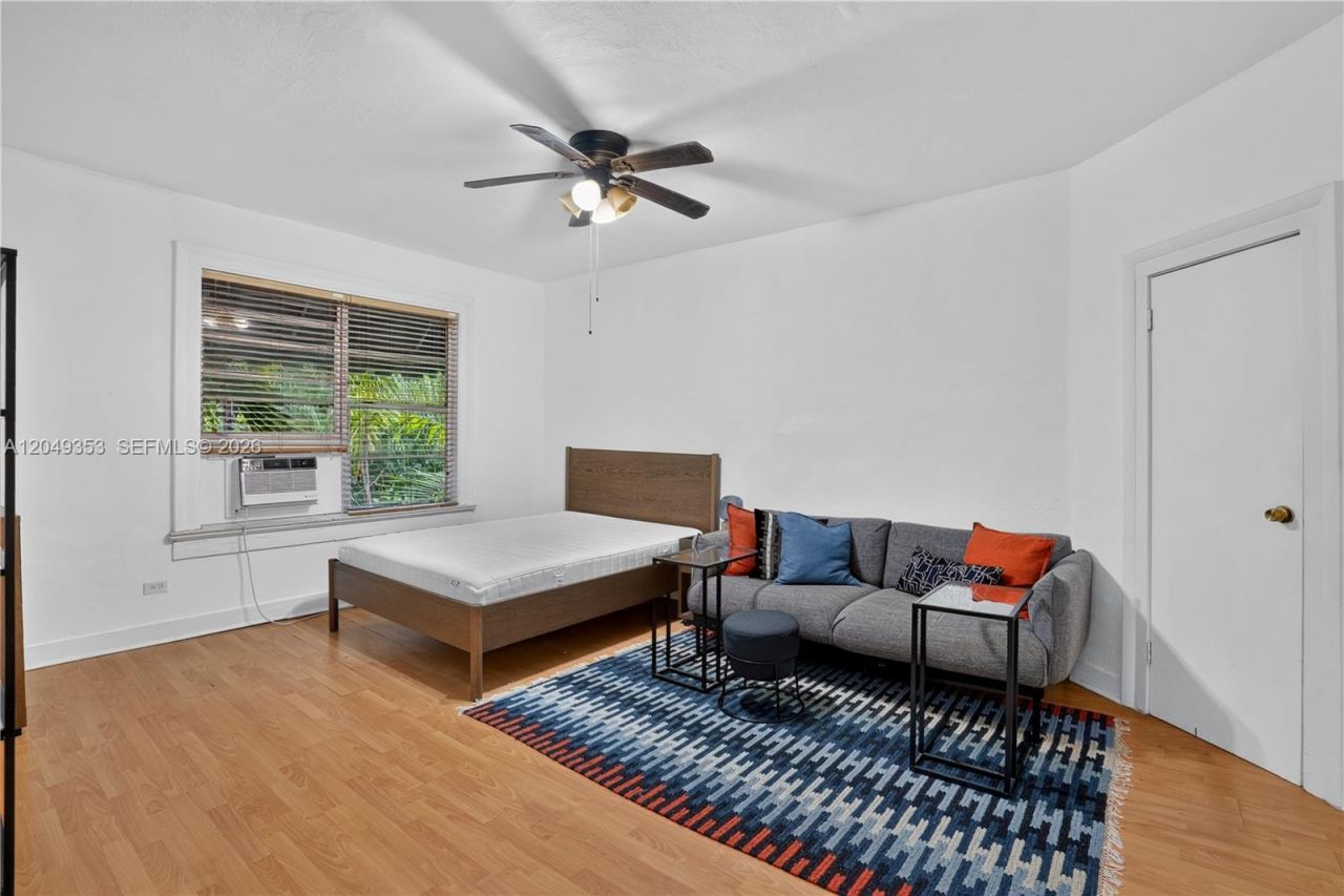 3409 S Le Jeune Rd, Unit 9, Coral Gables, FL 33134 Photo