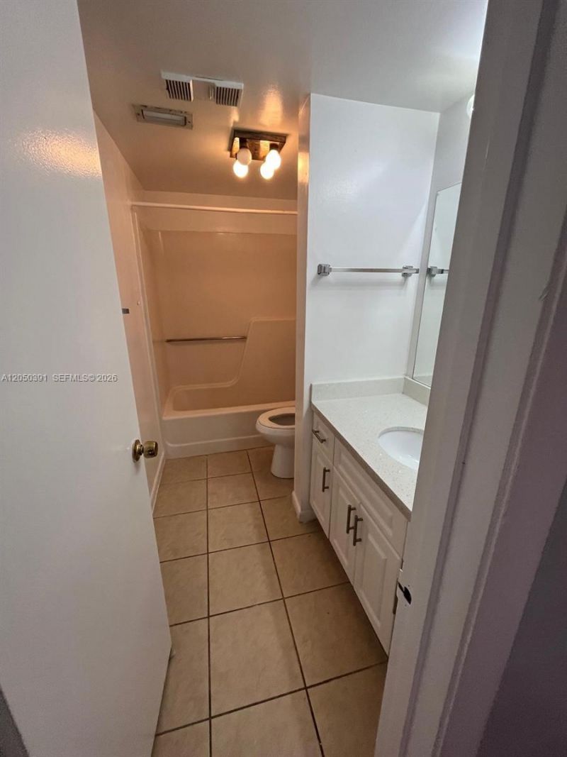 21906 Lake Forest Cir , Unit 103, Boca Raton, FL 33433 Photo
