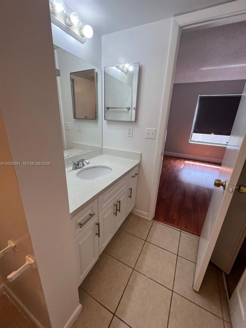 21906 Lake Forest Cir , Unit 103, Boca Raton, FL 33433 Photo