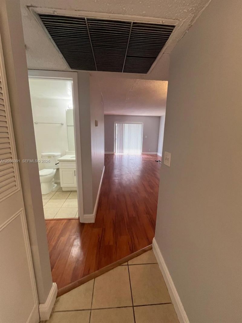 21906 Lake Forest Cir , Unit 103, Boca Raton, FL 33433 Photo