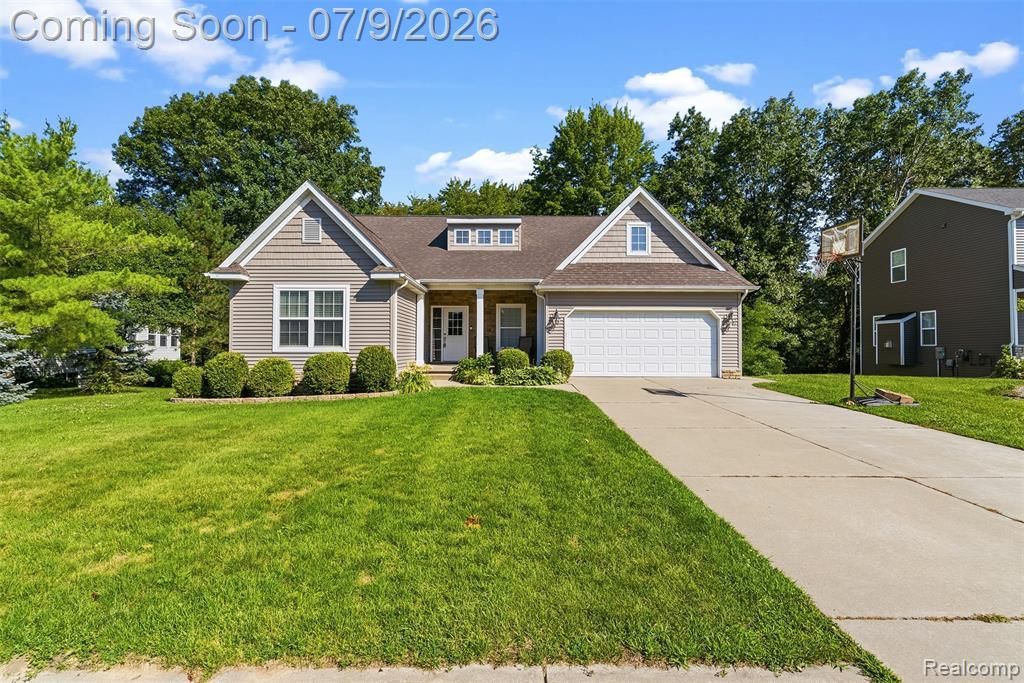 9285 Pine Walk Pass, Argentine Township, MI 48451 Main Photo