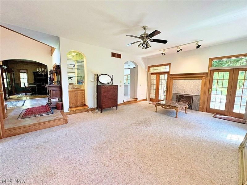 15818 Darrow Road, Vermilion, OH 44089 Photo 14