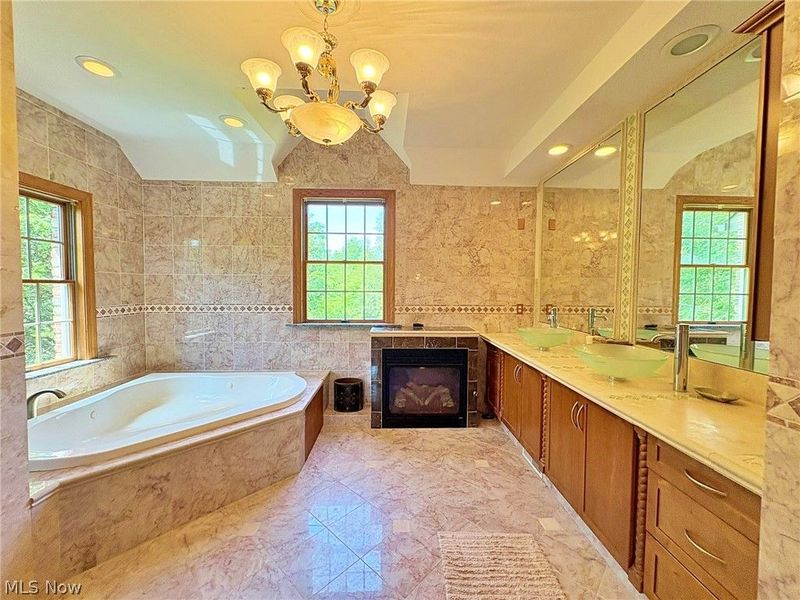 15818 Darrow Road, Vermilion, OH 44089 Photo 20