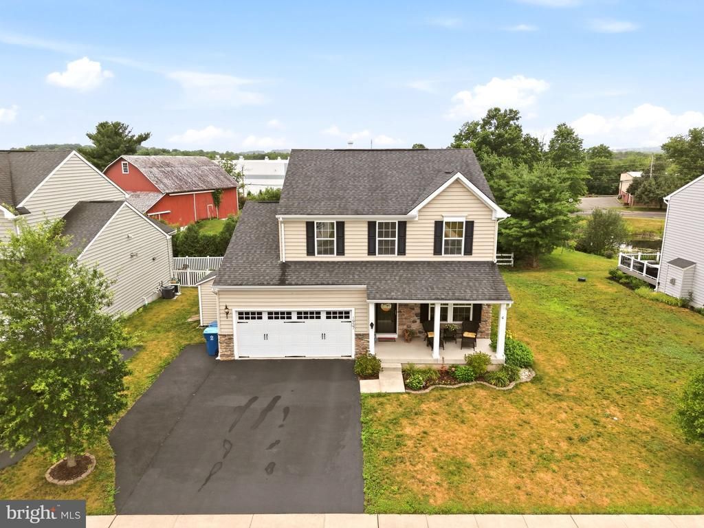 1937 ALAMINGO DRIVE , QUAKERTOWN, PA 18951