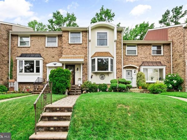 4104 BARNSTAPLE COURT, BENSALEM, PA 19020