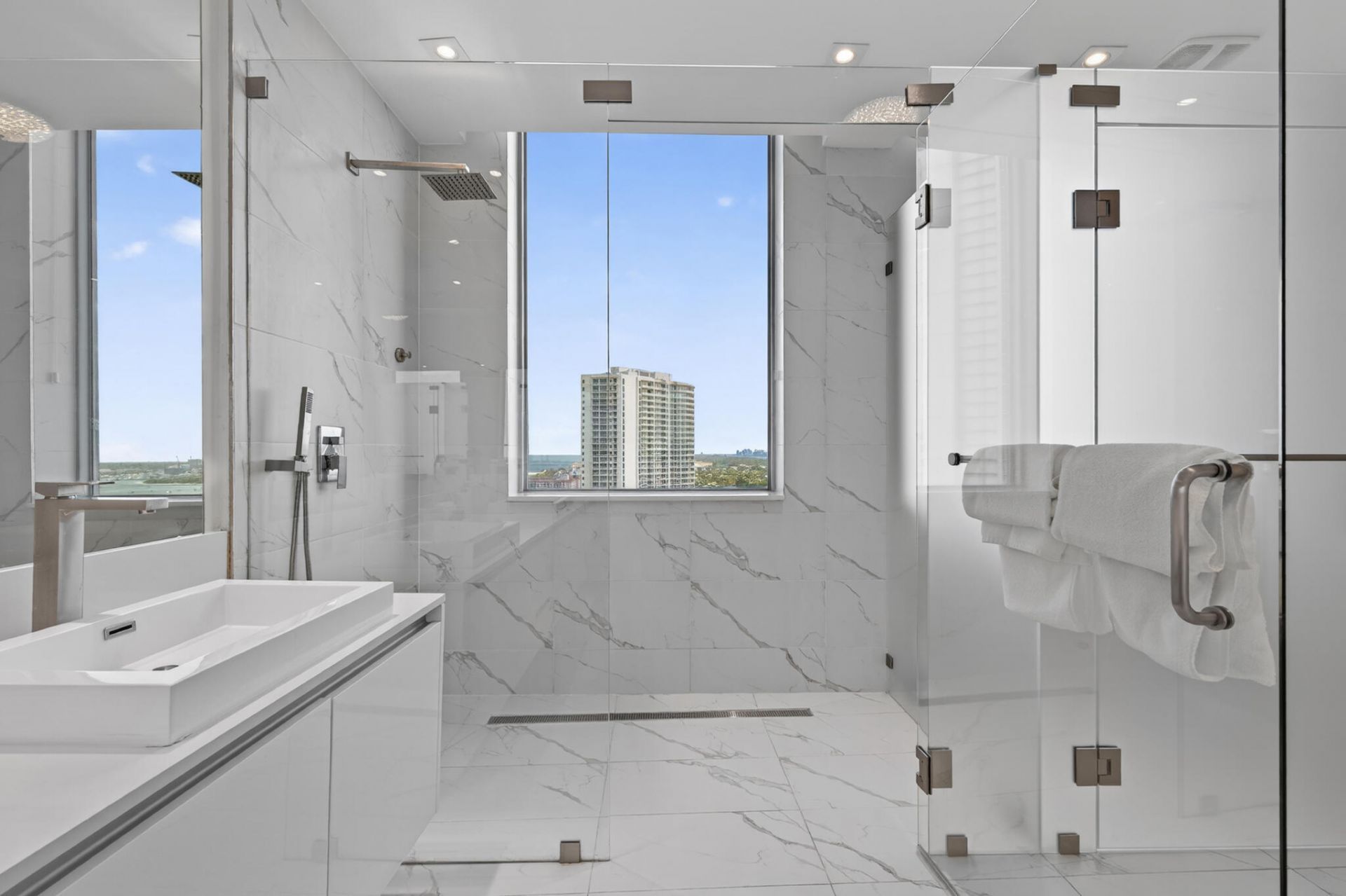 3100 N Ocean Drive, Unit 1805p, Riviera Beach, FL 33404 Photo