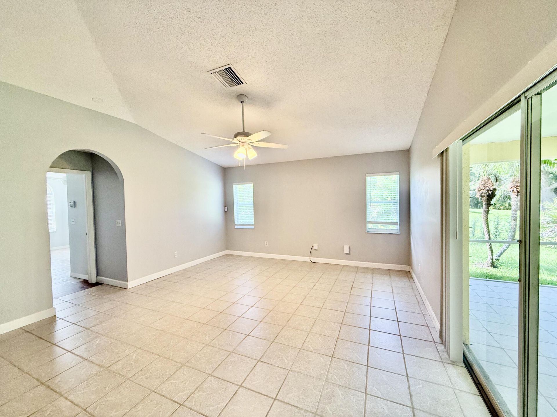 5707 Silver Oak Drive, Fort Pierce, FL 34982 Photo