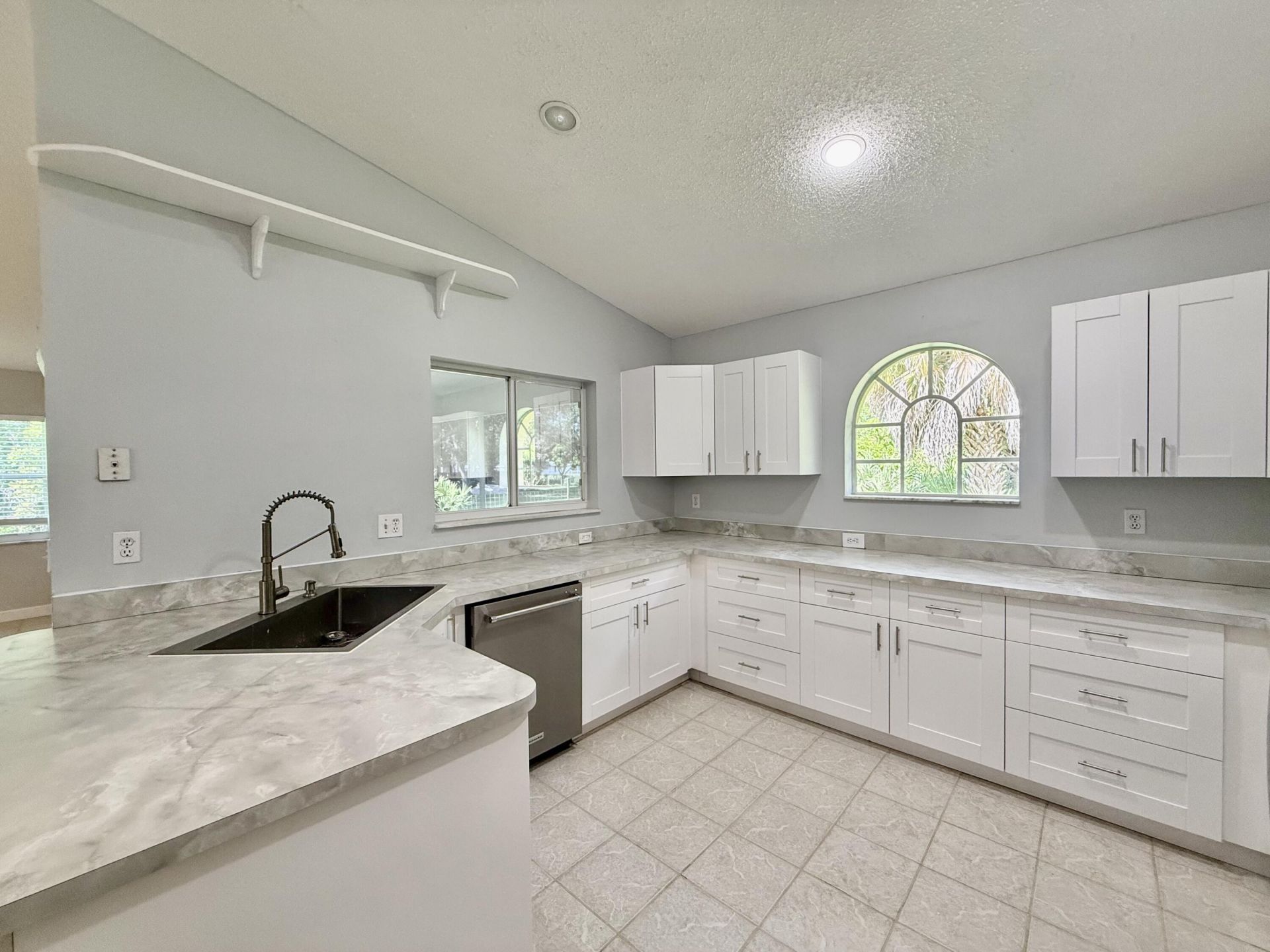 5707 Silver Oak Drive, Fort Pierce, FL 34982 Photo