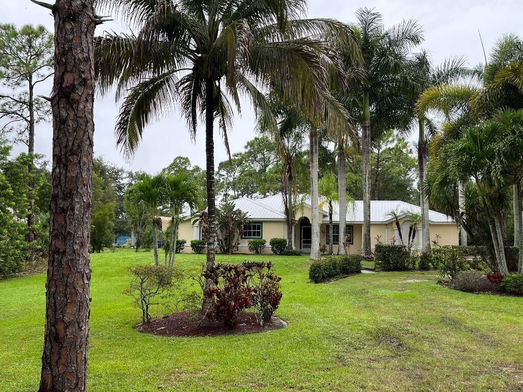 5707 Silver Oak Drive, Fort Pierce, FL 34982 Photo