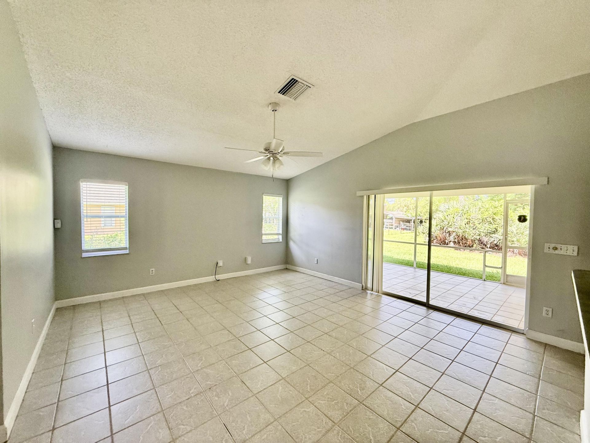 5707 Silver Oak Drive, Fort Pierce, FL 34982 Photo