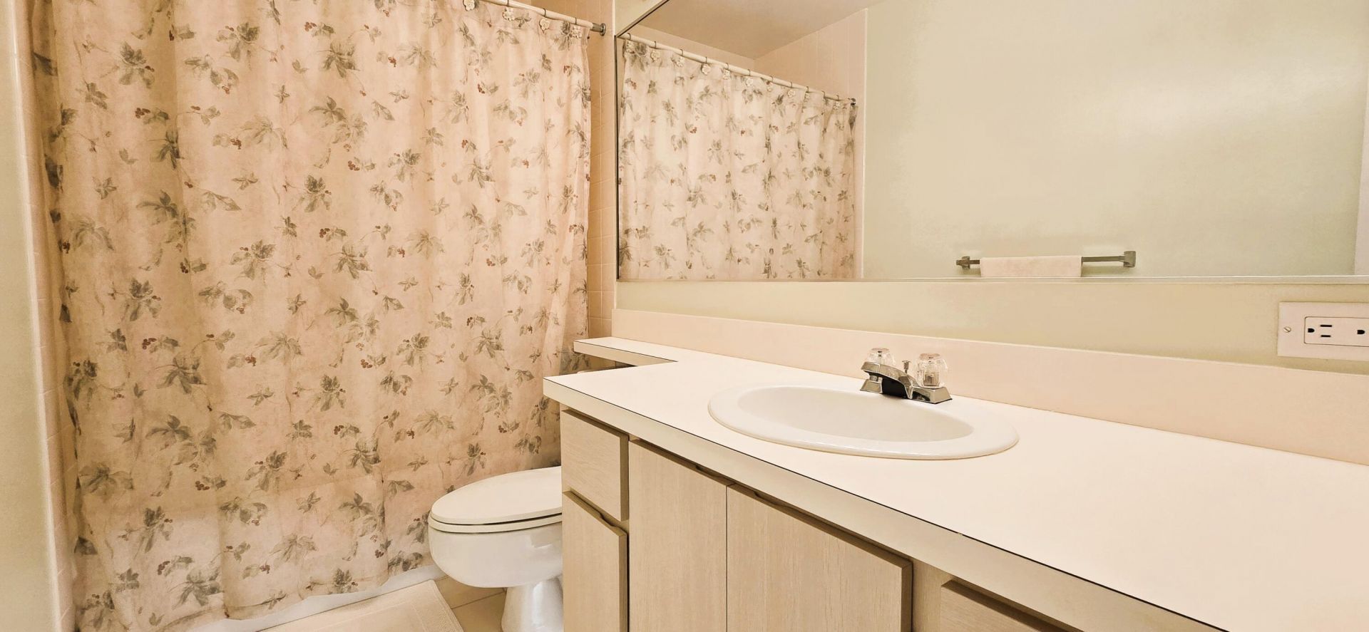 1919 Hartford Court, West Palm Beach, FL 33409 Photo