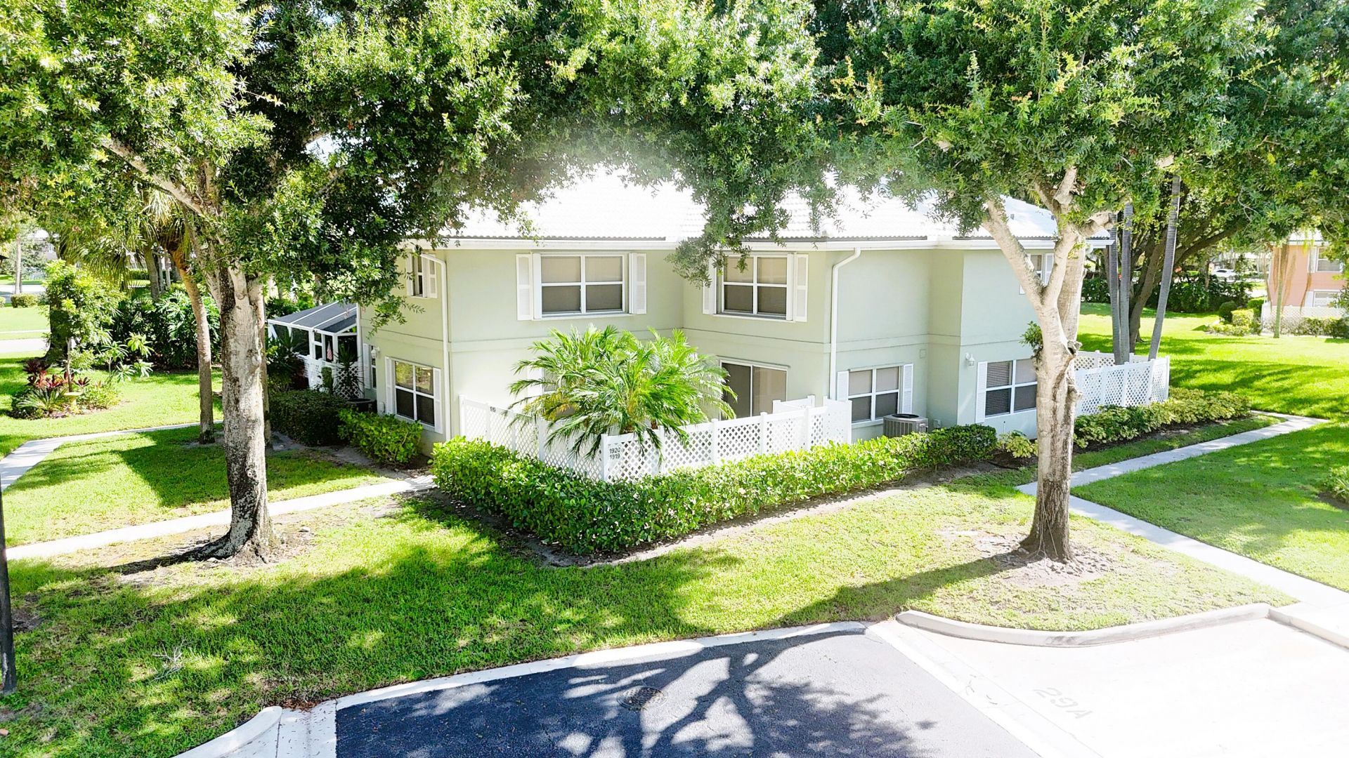 1919 Hartford Court, West Palm Beach, FL 33409 Photo