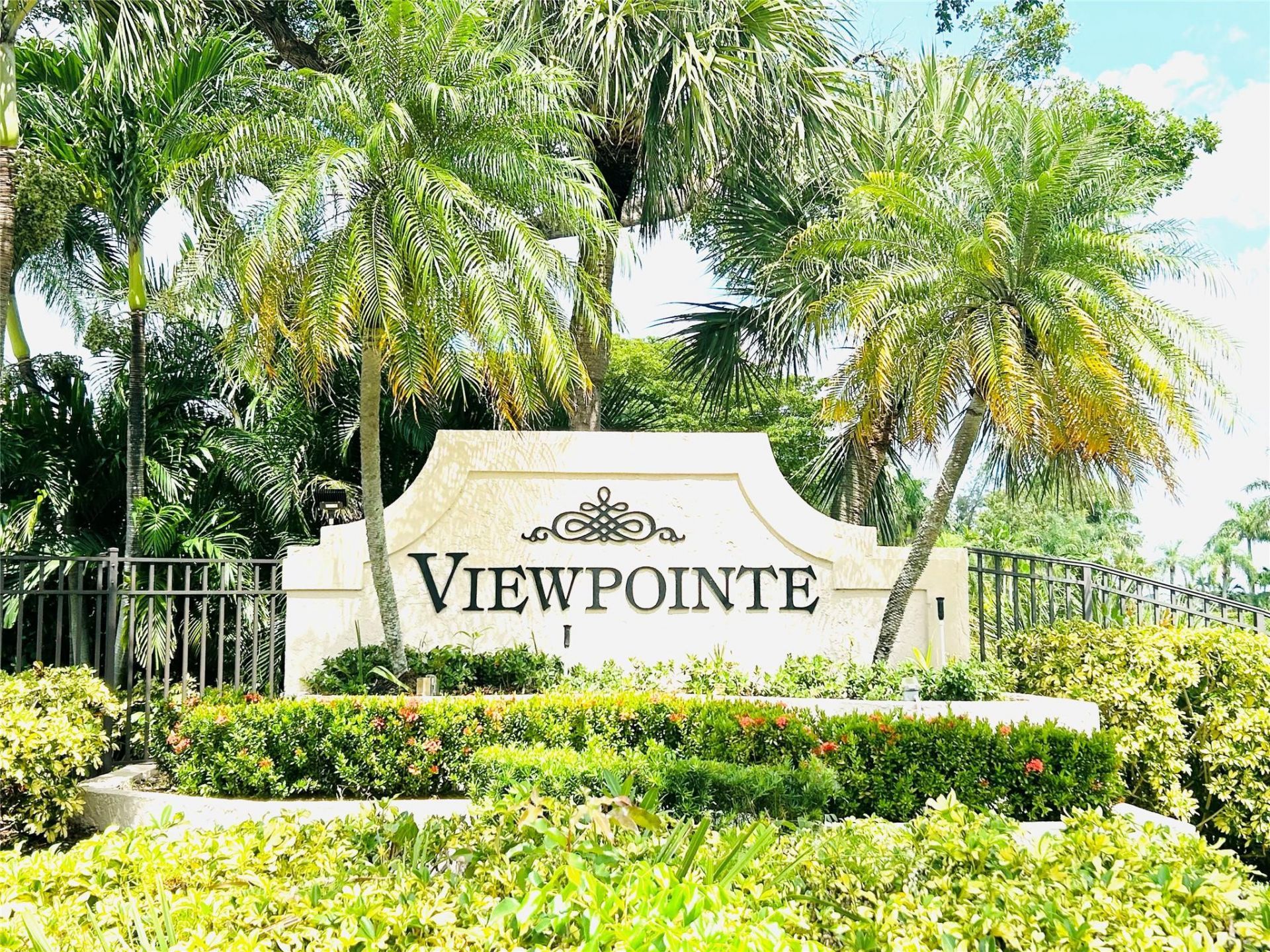 5550 Lakeside Drive, Unit 203, Margate, FL 33063 Photo