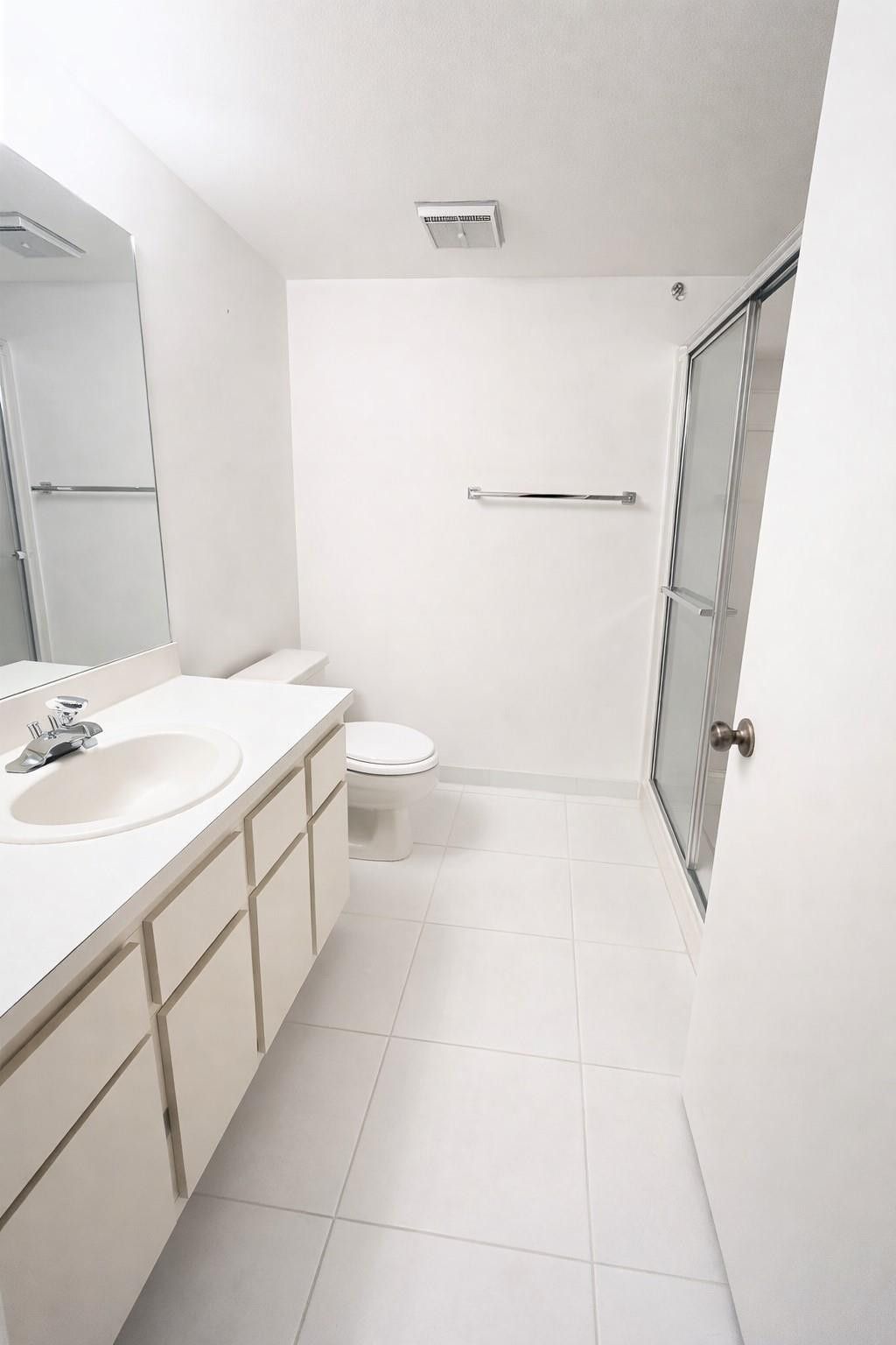 5550 Lakeside Drive, Unit 203, Margate, FL 33063 Photo