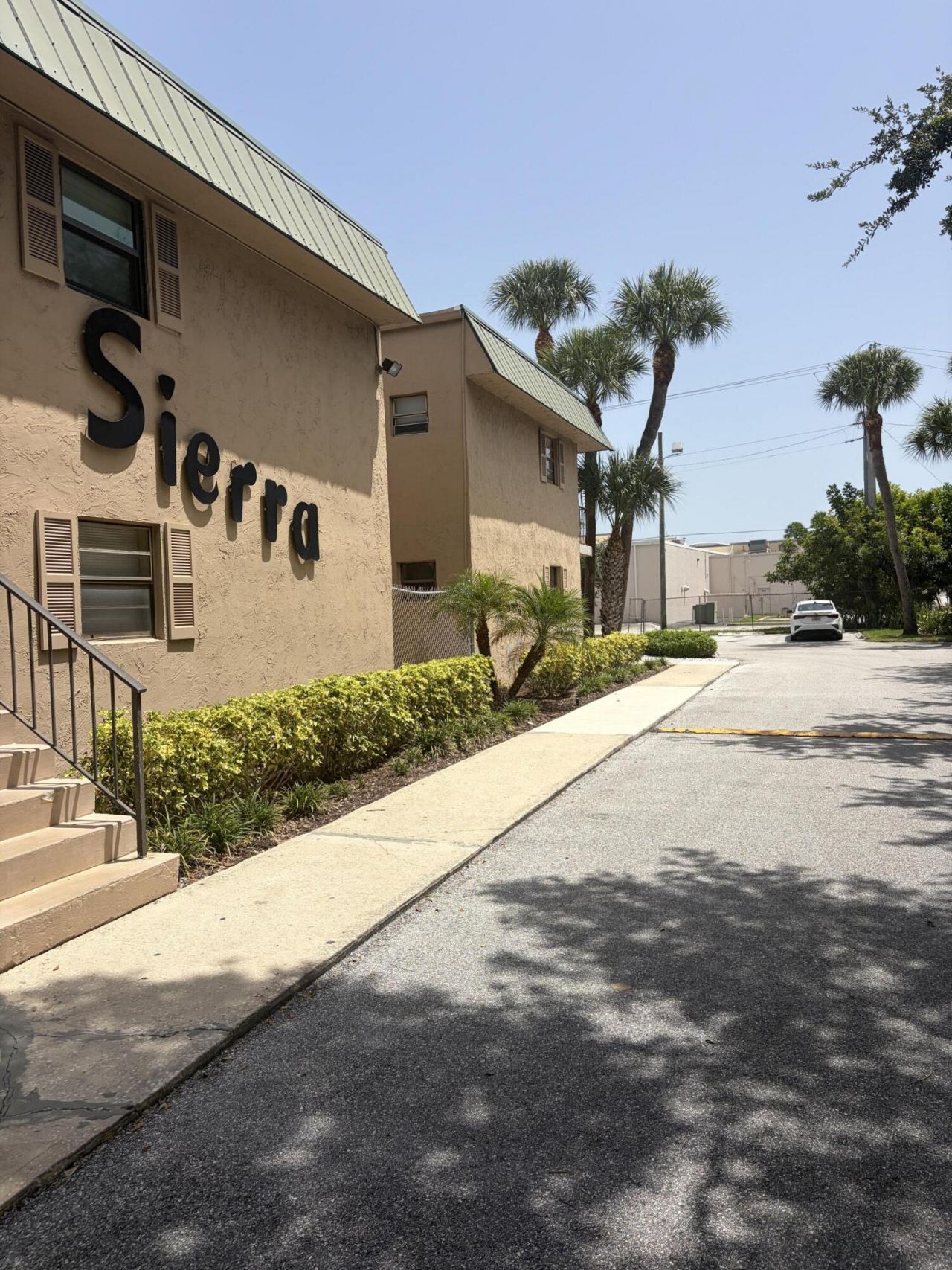 1021 SE Monterey Road, Unit 1-17, Stuart, FL 34994 Photo
