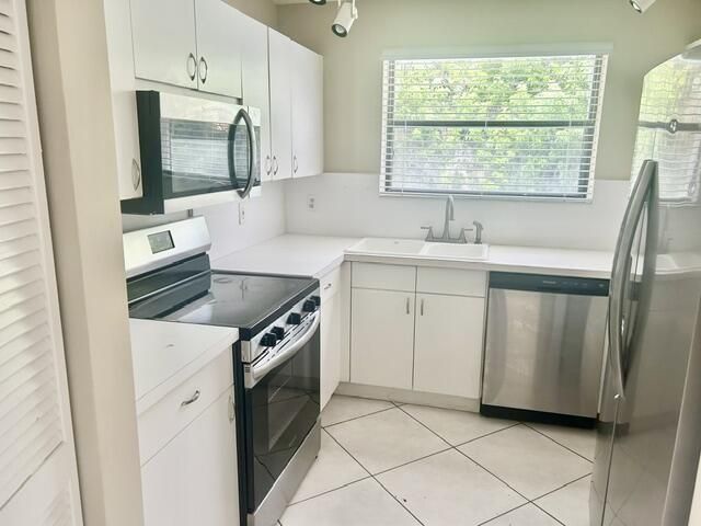454 Cactus Circle, Boca Raton, FL 33487 Photo