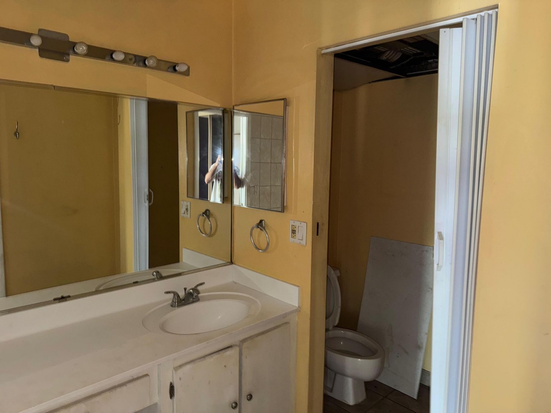 637 Executive Center Drive, Unit N205, West Palm Beach, FL 33401 Photo