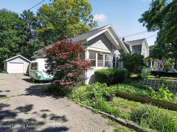 1715 Beal Avenue, Lansing, MI 48910