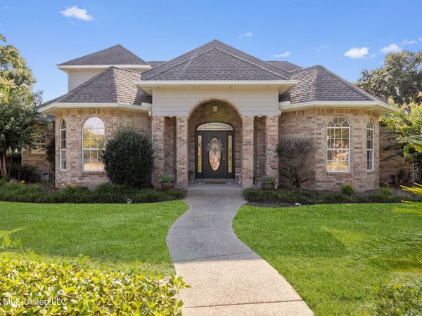 421 Leblanc Cove, Biloxi, MS 39531