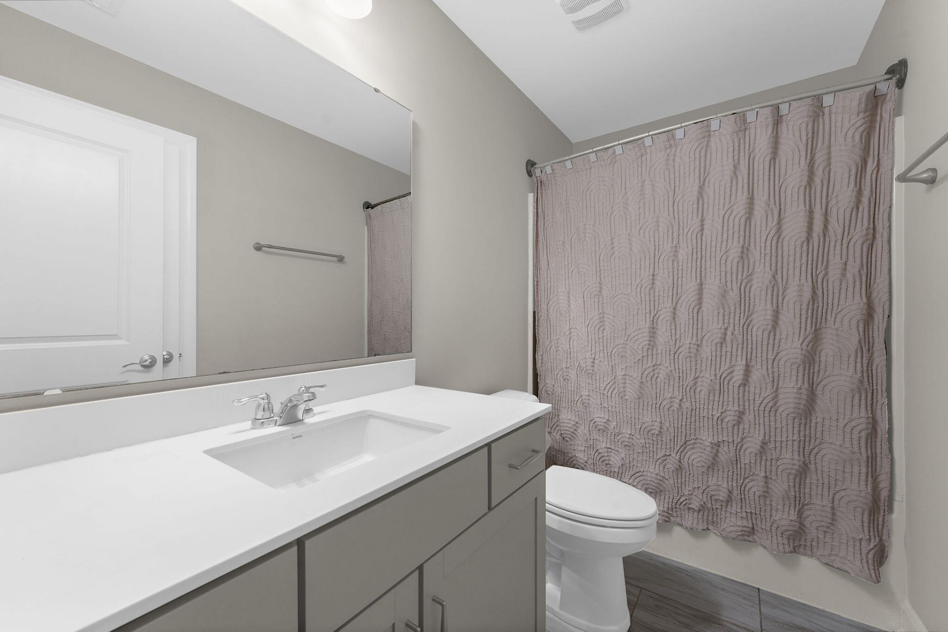 320 Long Pier Street Photo 12