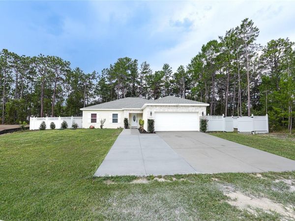 11372 W SANDPIPER AVENUE , WEEKI WACHEE, FL 34614