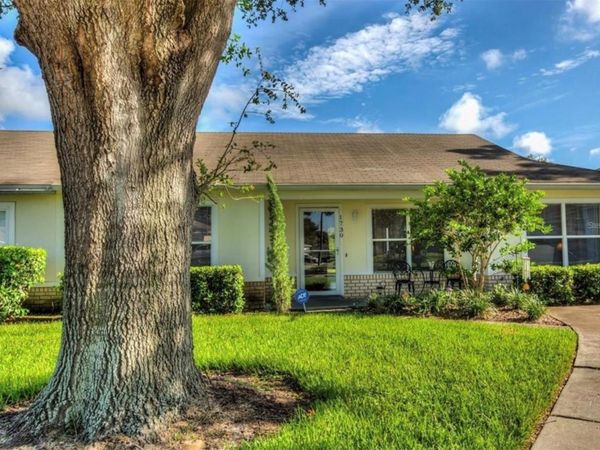 1730 TROPICAL COURT , TAVARES, FL 32778